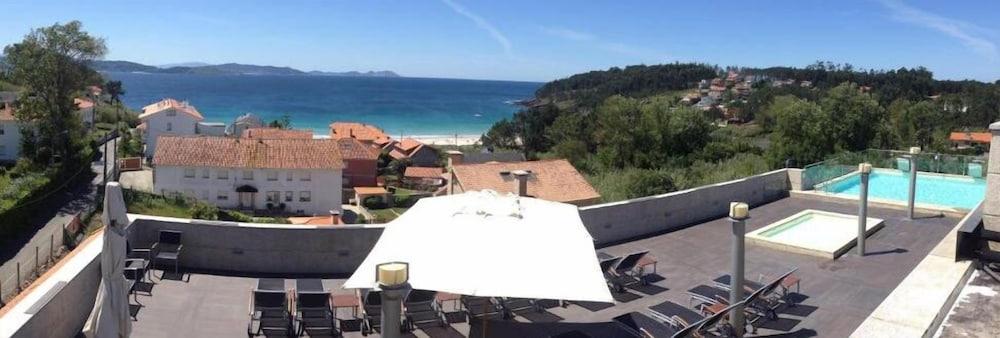 Royal Nayef Hotell Portonovo Eksteriør bilde